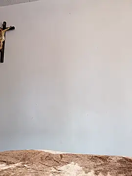 Snapshot of leon8013A chatting on 09/24/25, 06:00 leon8013A online show from 09/24/25, 06:00