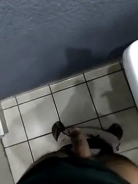 Leofj007 online show from 11/30/25, 10:58