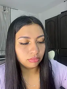 Snapshot of Issa_Santana chatting on 05/19/26, 11:22 Issa Santana online show from 05/19/26, 11:22
