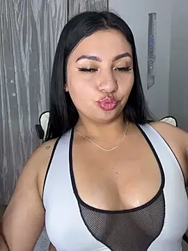 Snapshot of Issa_Santana chatting on 05/30/26, 09:34 Issa Santana online show from 05/30/26, 09:34