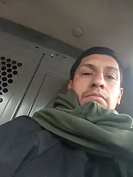 Snapshot of 1234locos chatting on 03/06/26, 02:13 1234locos online show from 03/06/26, 02:13