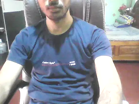 Snapshot of darkbluemoon chatting on 02/11/26, 10:42 darkbluemoon online show from 02/11/26, 10:42