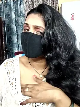 Hotty Sonali online show from 05/01/26, 04:55
