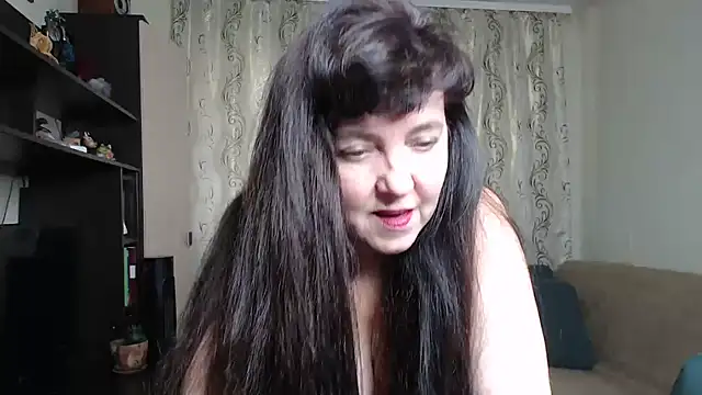 Snapshot of Illusionq chatting on 09/15/25, 10:04 Illusionq online show from 09/15/25, 10:04