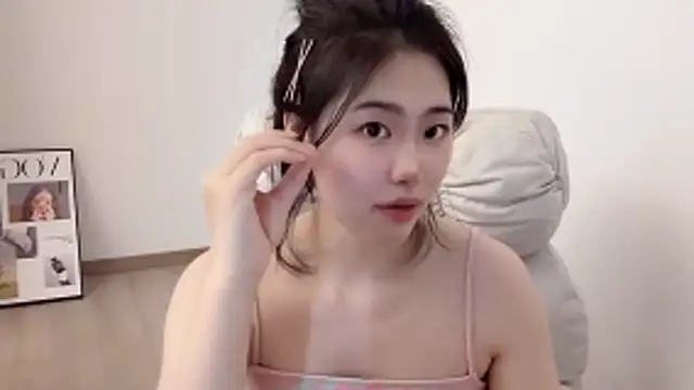 suki-1 online show from 02/12/26, 08:20