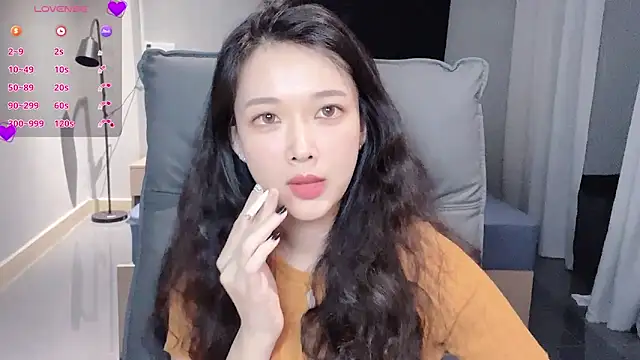 NiNi-baby520 online show from 09/09/25, 03:55