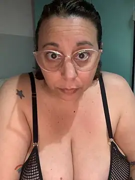 LupeLok online show from 10/24/25, 10:28