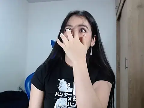 Snapshot of EloiseJun chatting on 01/07/26, 04:15 EloiseJun online show from 01/07/26, 04:15