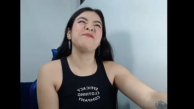 EloiseJun online show from 06/20/26, 04:59
