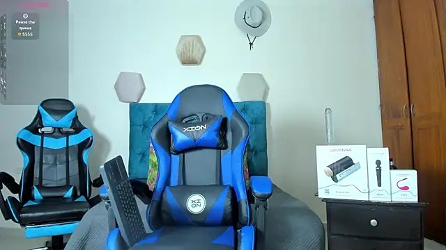 Snapshot of _taylor_black chatting on 09/22/25, 11:40  taylor black online show from 09/22/25, 11:40