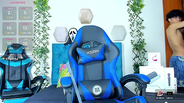 Snapshot of _taylor_black chatting on 10/30/25, 11:16  taylor black online show from 10/30/25, 11:16