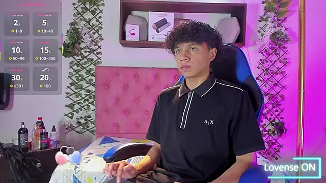 Snapshot of _taylor_black chatting on 02/07/26, 09:18 taylor black online show from 02/07/26, 09:18