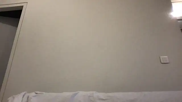 Zaak91190 online show from 04/19/26, 06:21