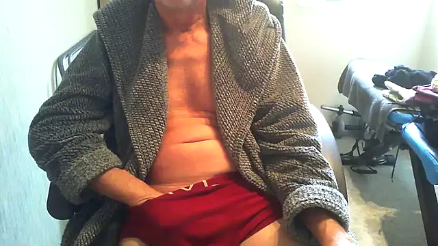 Snapshot of rogpb chatting on 10/11/25, 07:51 rogpb online show from 10/11/25, 07:51