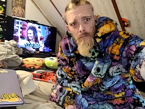 thejuicybacon online show from 11/25/25, 11:10