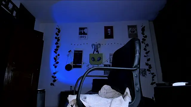 kattusauruss online show from 02/12/26, 11:44