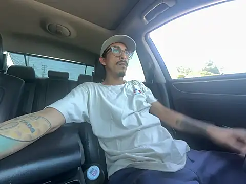 bigdickkane300 online show from 07/10/26, 10:23