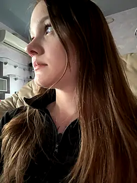 MichelleRoux online show from 09/21/25, 10:39