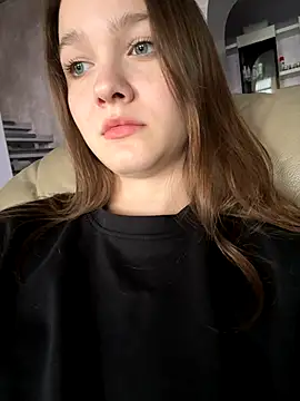 MichelleRoux online show from 10/03/25, 10:45