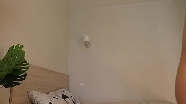 NessaDay online show from 04/21/26, 09:15