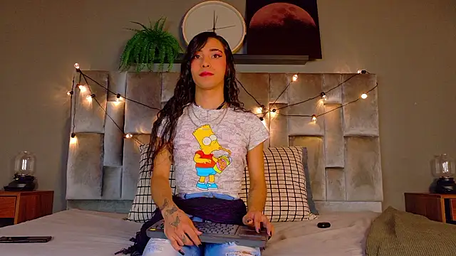 TiffValentinee  online show from 03/06/26, 07:54