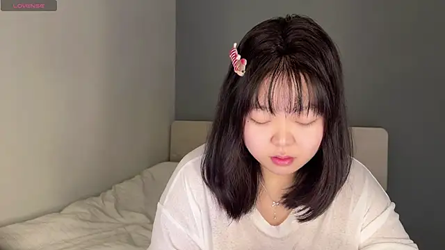 Kittenfishing online show from 10/01/25, 03:12