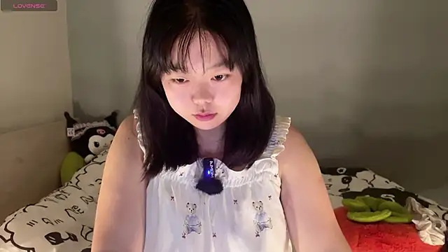 Kittenfishing online show from 10/21/25, 04:30