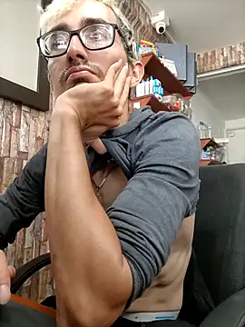 moorejhosua online show from 09/21/25, 05:14