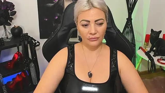 demisweet online show from 01/26/25, 01:58