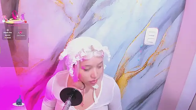 hinata dolly online show from 12/22/25, 08:44