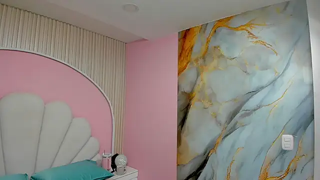 hinata dolly online show from 04/22/26, 11:01