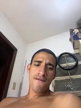 Snapshot of ikaro21 chatting on 10/31/25, 06:03 ikaro21 online show from 10/31/25, 06:03