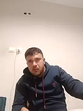 nihattttttttttttttt online show from 11/18/25, 09:30