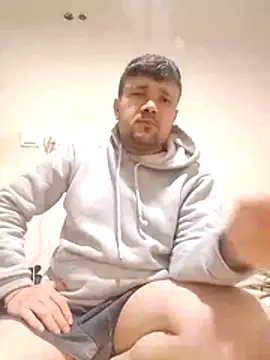 nihattttttttttttttt online show from 02/16/26, 06:15