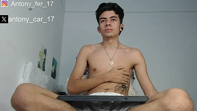 Rimuru17 online show from 02/10/26, 04:49