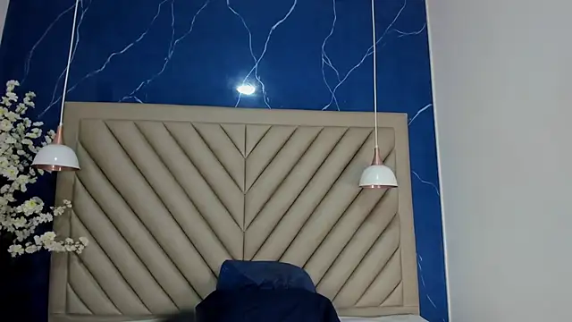 Ibbie drastic online show from 09/22/25, 12:07