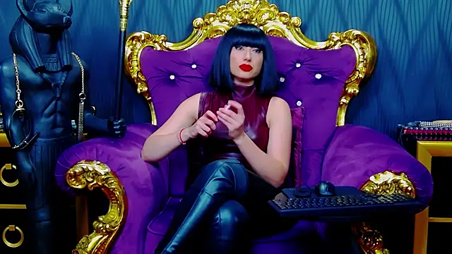 LaraMaeve online show from 10/10/25, 04:55