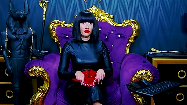 LaraMaeve online show from 12/18/25, 06:30