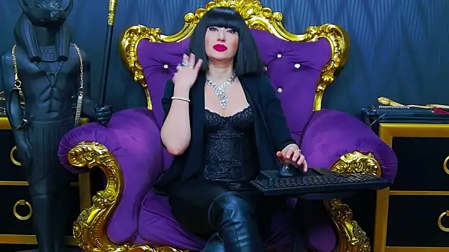 LaraMaeve online show from 01/11/26, 06:51