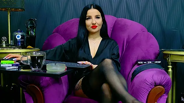 VivianReeve online show from 04/17/26, 05:43