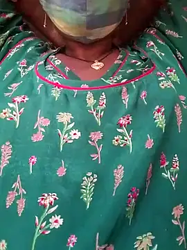 aunty sumy online show from 02/17/26, 04:09