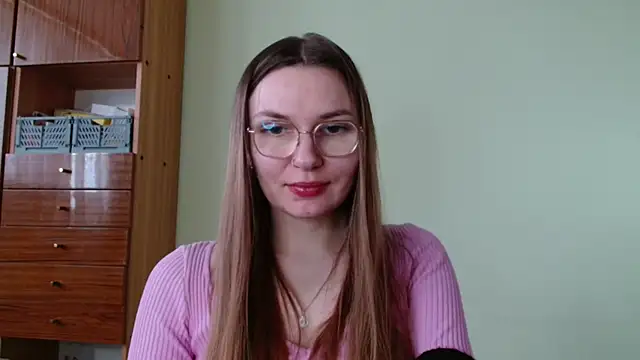 LooveELLYx online show from 02/03/26, 02:33