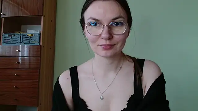 LooveELLYx online show from 02/25/26, 07:29