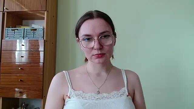 LooveELLYx online show from 04/22/26, 01:34