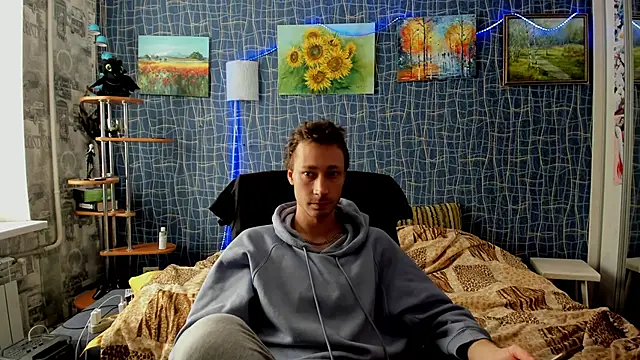 CuteBoy228 online show from 12/22/25, 08:55