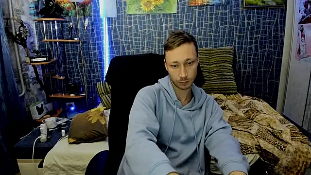 CuteBoy228 online show from 02/18/26, 08:38