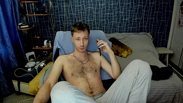 Snapshot of CuteBoy228 chatting on 05/19/26, 04:24 CuteBoy228 online show from 05/19/26, 04:24