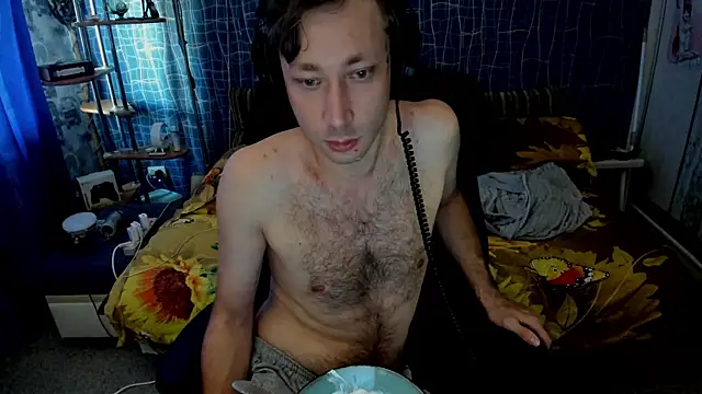 CuteBoy228 online show from 07/12/26, 11:23