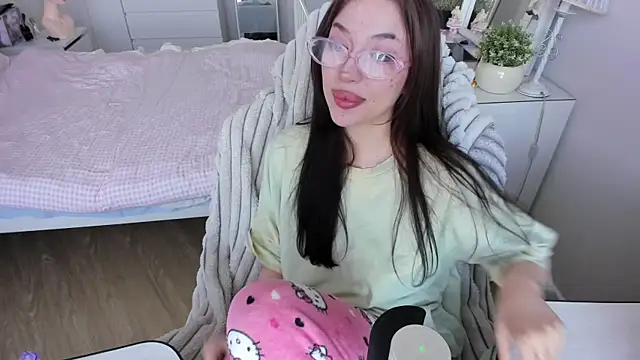 Snapshot of saadnesstyan chatting on 09/16/25, 03:29 saadnesstyan online show from 09/16/25, 03:29