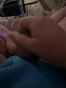 Snapshot of nenad062 chatting on 09/09/25, 05:40 nenad062 online show from 09/09/25, 05:40